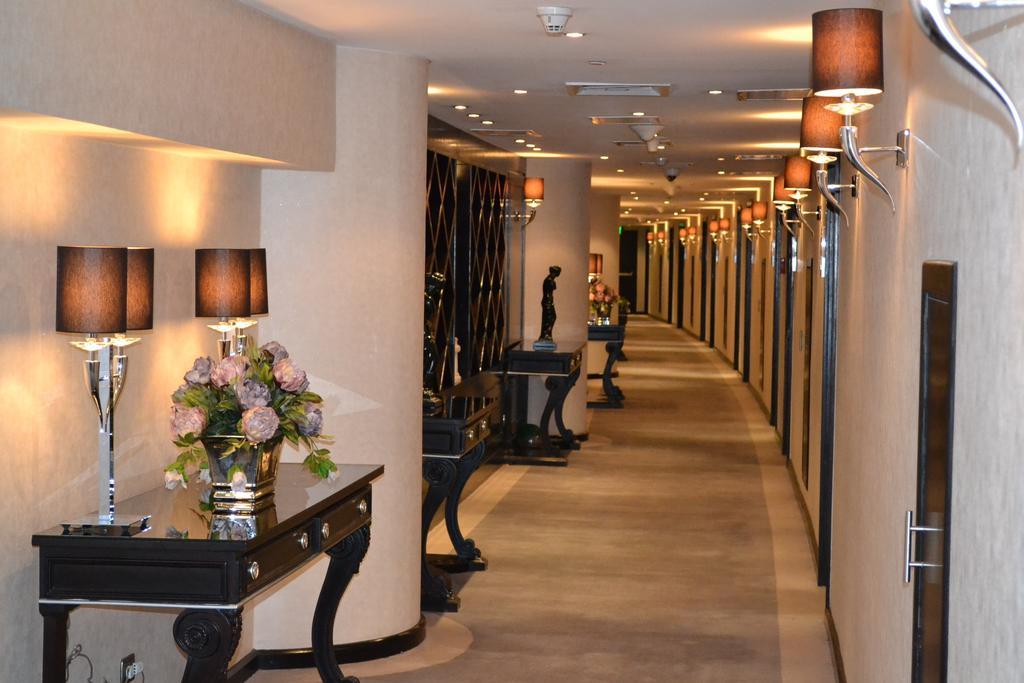 Sun City Hotel - The Gabriel Il Il Cairo Camera foto A corridor at the hotel