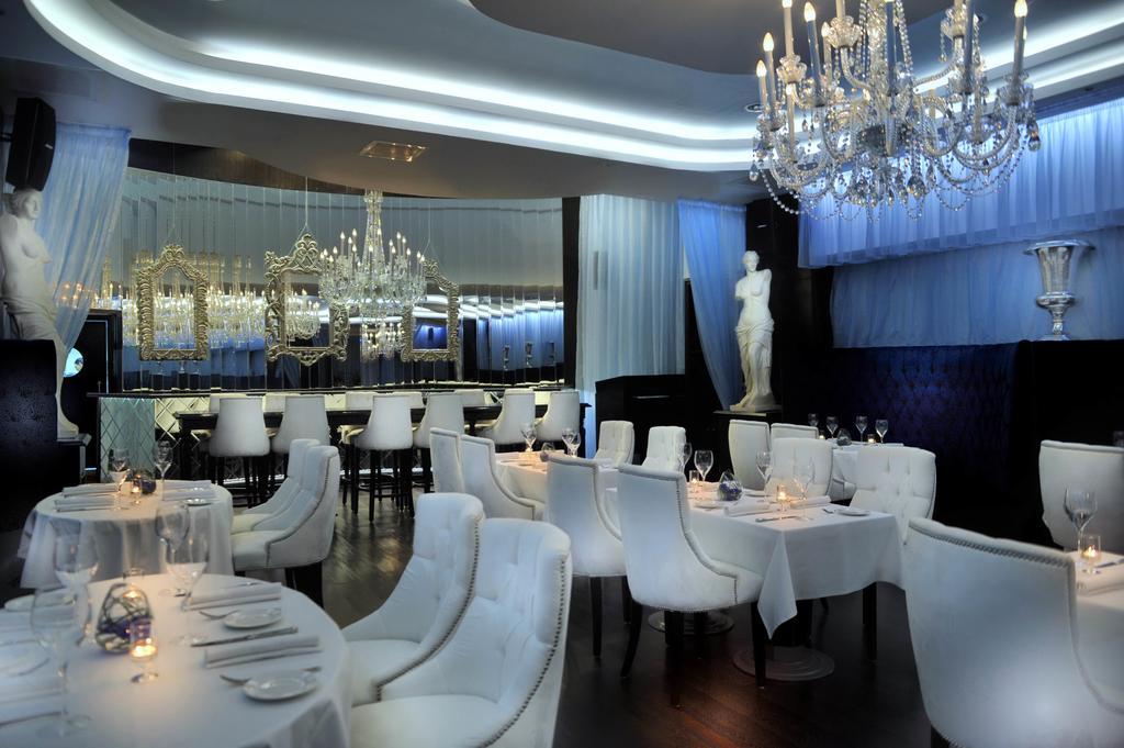 Sun City Hotel - The Gabriel Il Il Cairo Esterno foto Restaurant in the hotel